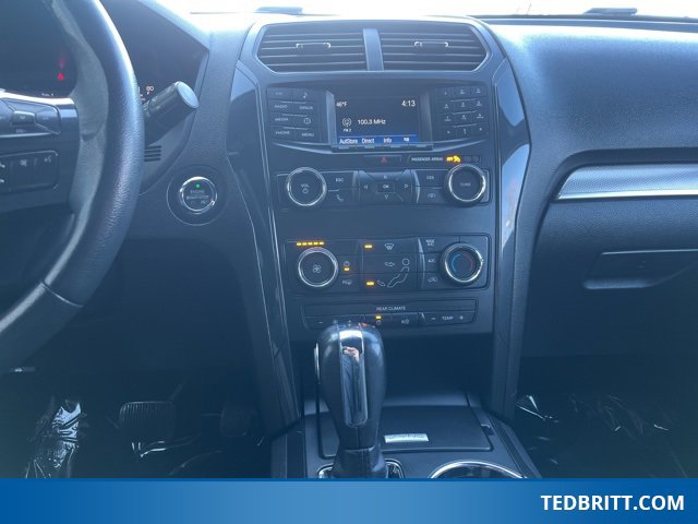 Used 2019 Ford Explorer XLT image 32