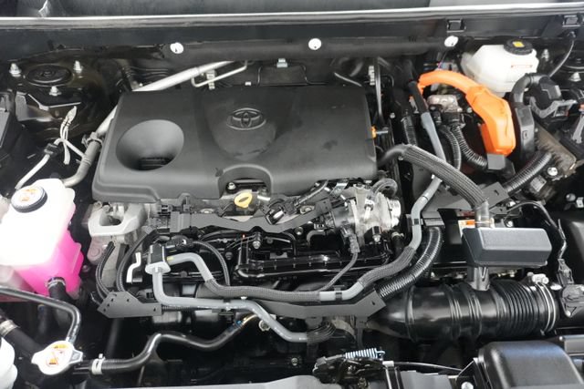 Used 2024 Toyota RAV4 AWD Hybrid image 33