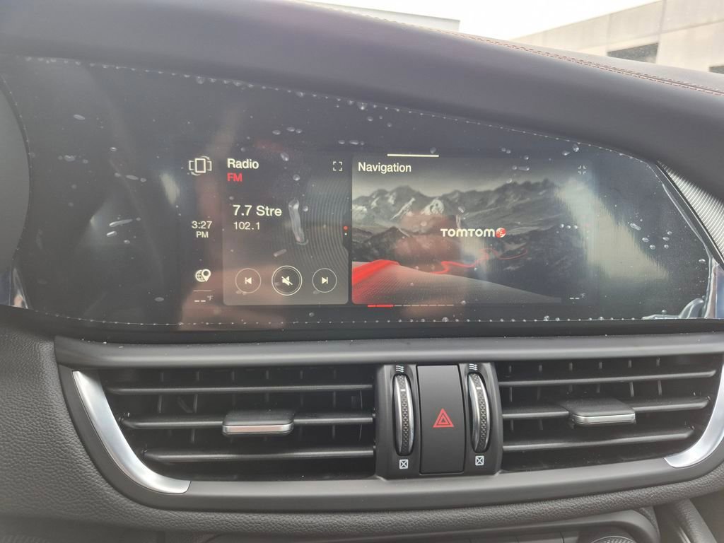 New 2025 Alfa Romeo Giulia w/ Driving Assist Package image 21