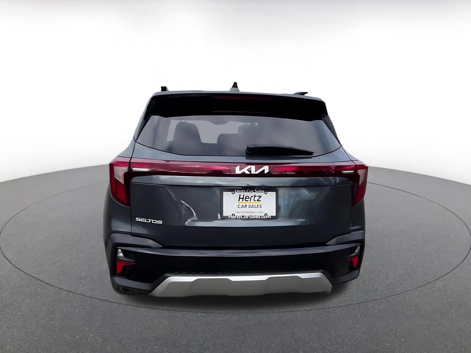 Used 2025 Kia Seltos S image 12