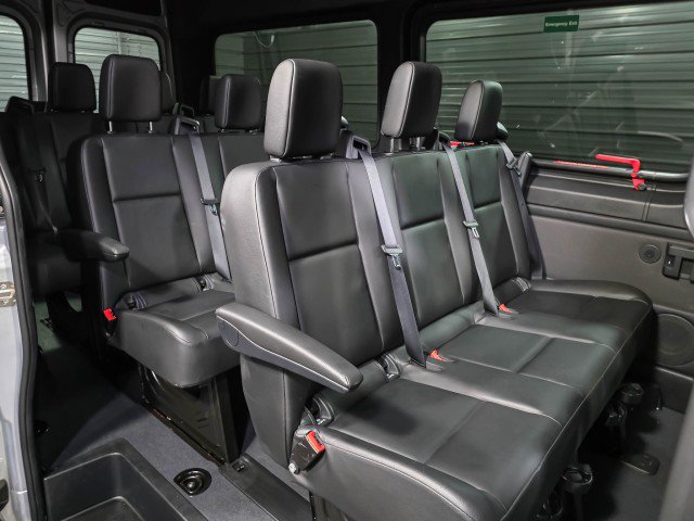 Used 2019 Mercedes-Benz Sprinter 2500 image 12