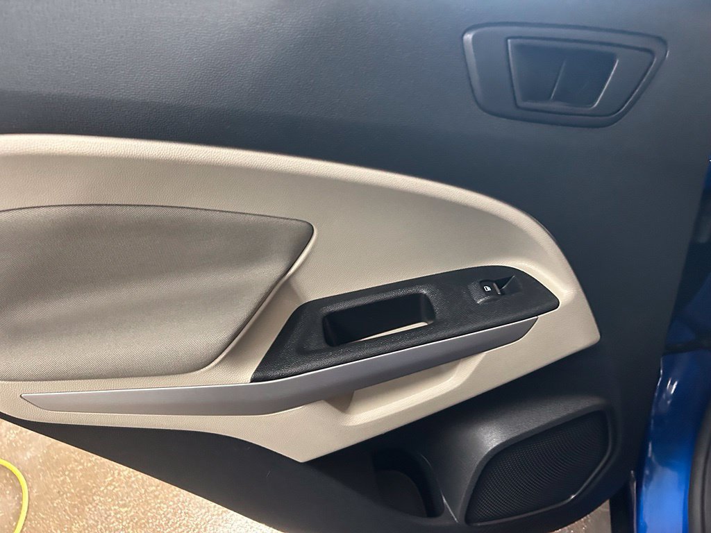 Used 2021 Ford EcoSport S AWD/4WD image 24