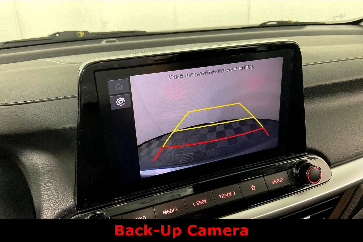 Certified 2023 Kia Forte LXS image 9