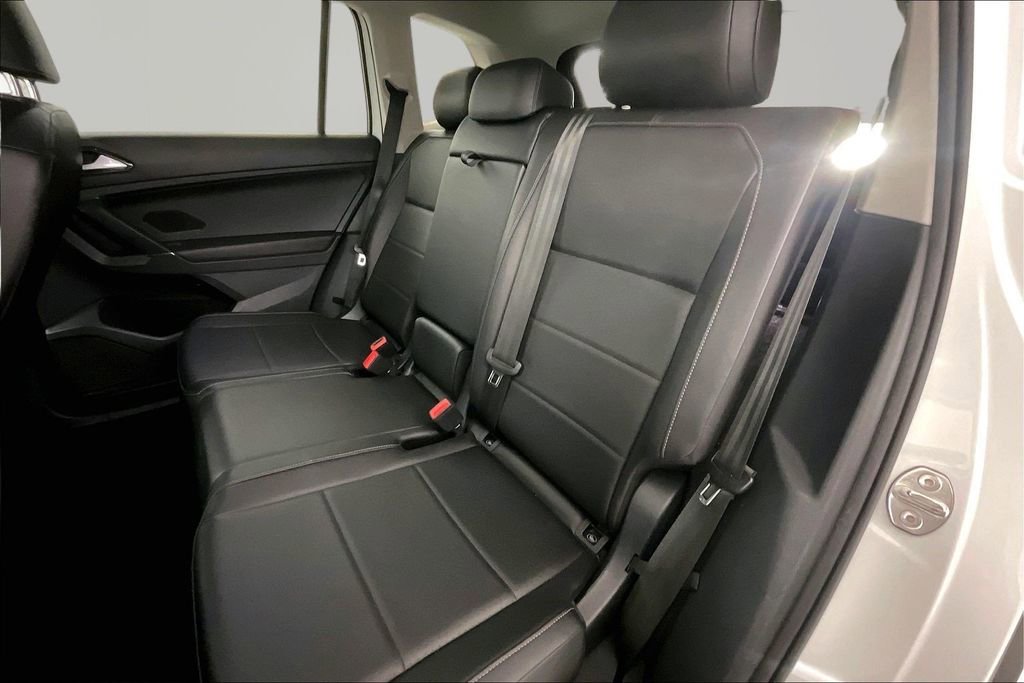Used 2018 Volkswagen Tiguan SEL AWD/4WD image 20