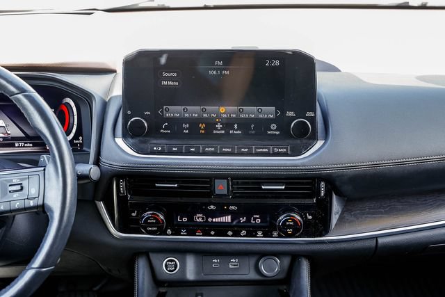 Used 2022 Nissan Rogue Platinum w/ Head-Up Display Package FWD image 13