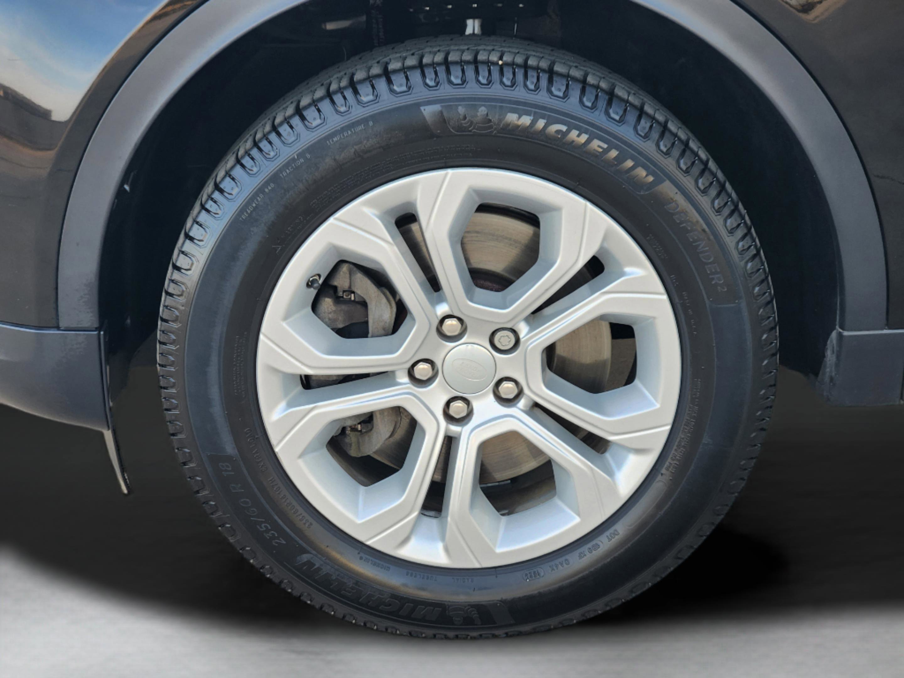 Used 2020 Land Rover Discovery Sport S image 9