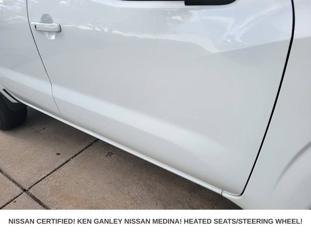 Certified 2025 Nissan Frontier SV w/ SV Convenience Package AWD/4WD image 13