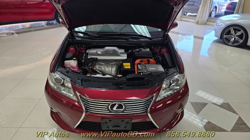 Used 2014 Lexus ES 300h w/ Premium Package w/Bamboo Trim image 7
