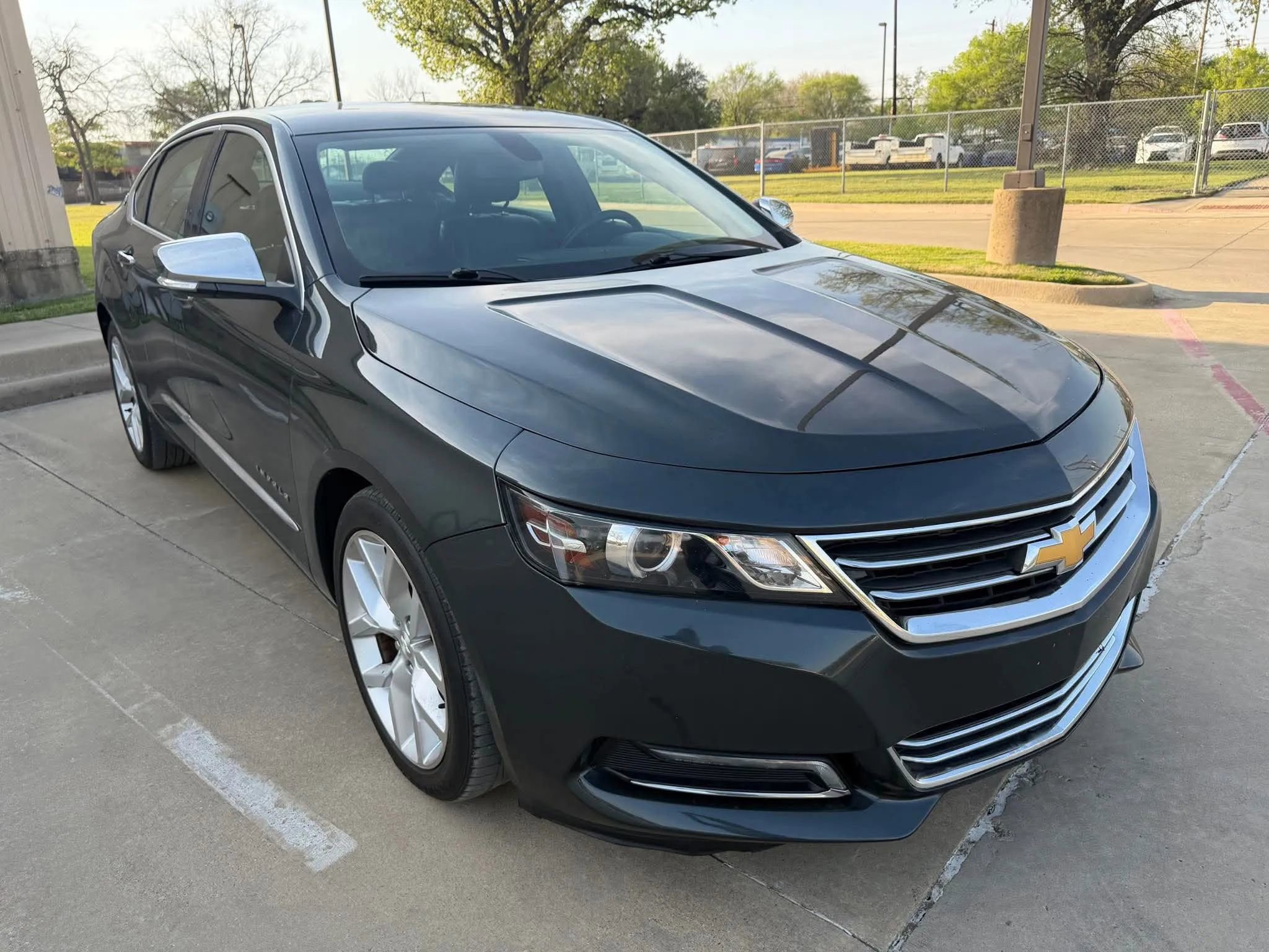 Used 2018 Chevrolet Impala Premier FWD image 3