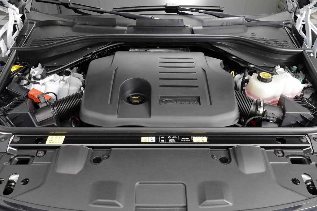New 2025 Land Rover Range Rover SE image 23