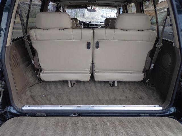 Used 1997 Toyota Land Cruiser w/ Leather Trim Pkg AWD/4WD image 10