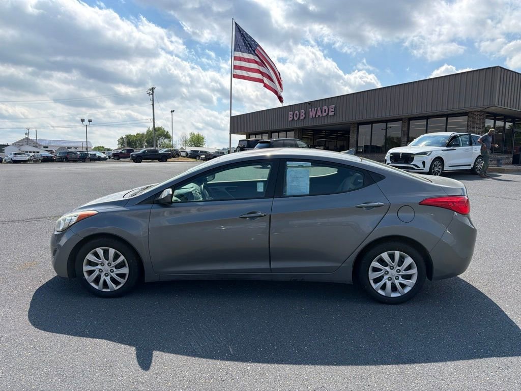 Used 2013 Hyundai Elantra GLS FWD image 2