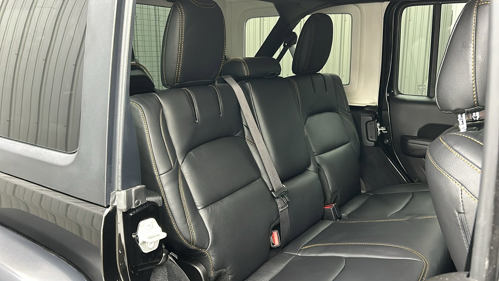 Used 2025 Jeep Wrangler Willys 4xe image 36