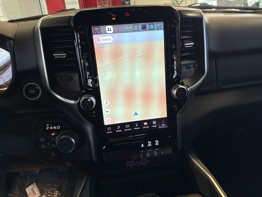 New 2026 RAM 1500 4x4 Crew Cab image 17