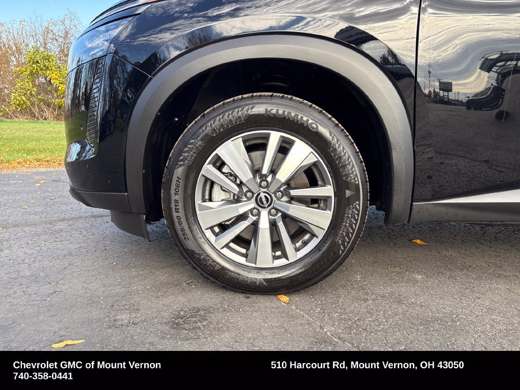 Used 2026 Nissan Pathfinder SL AWD/4WD image 24