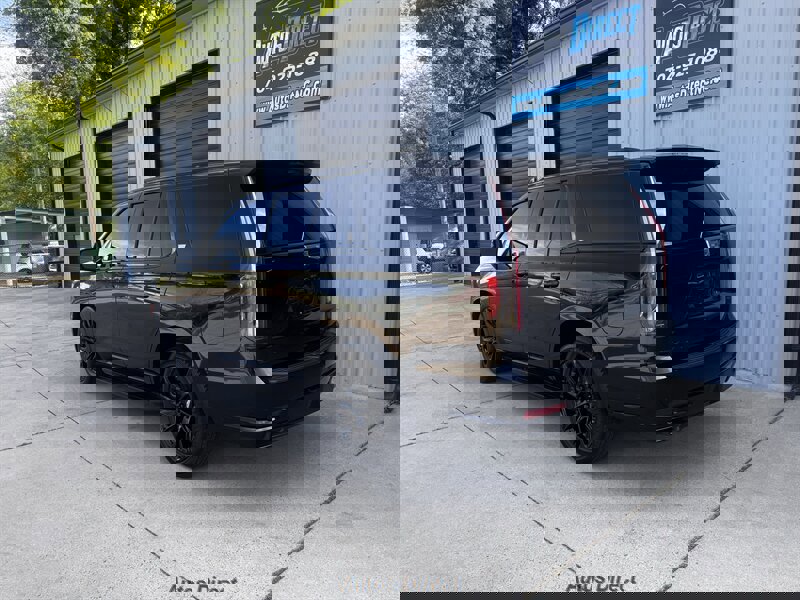 Used 2021 Cadillac Escalade Sport w/ Driver Assist Tech Package image 11