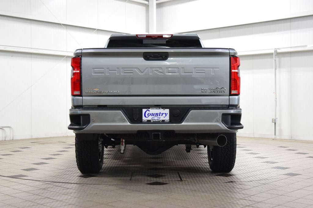 New 2026 Chevrolet Silverado 2500 High Country w/ High Country Premium Package AWD/4WD image 7