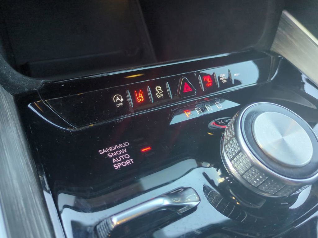 Used 2024 Jeep Wagoneer Series II image 30