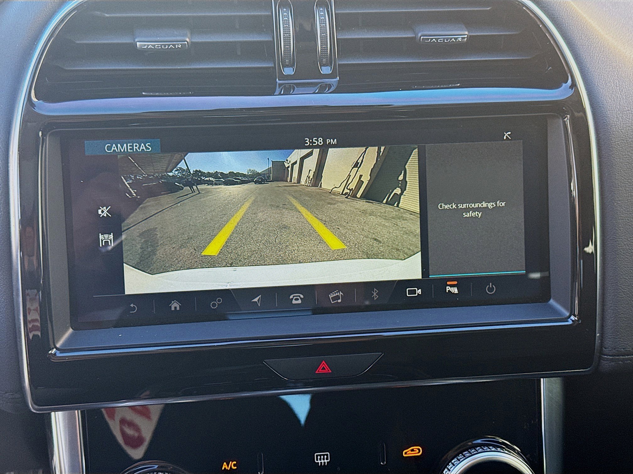 Used 2020 Jaguar XE S image 14