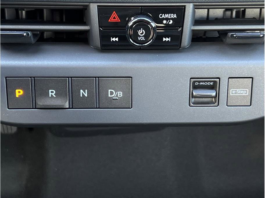 New 2026 Nissan Leaf w/ Floor Mat Package (S+) FWD image 16