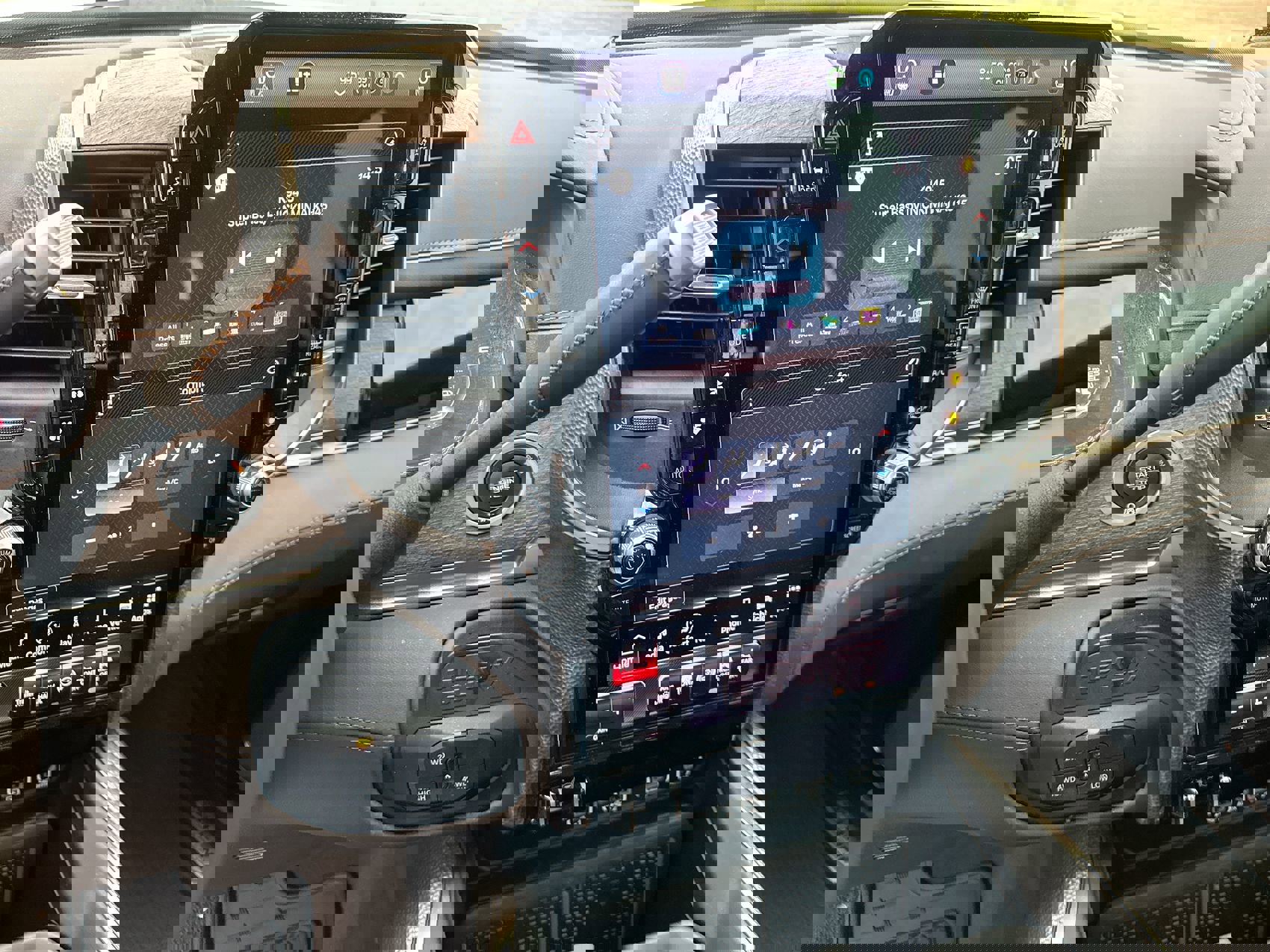 New 2025 RAM 3500 Longhorn image 16