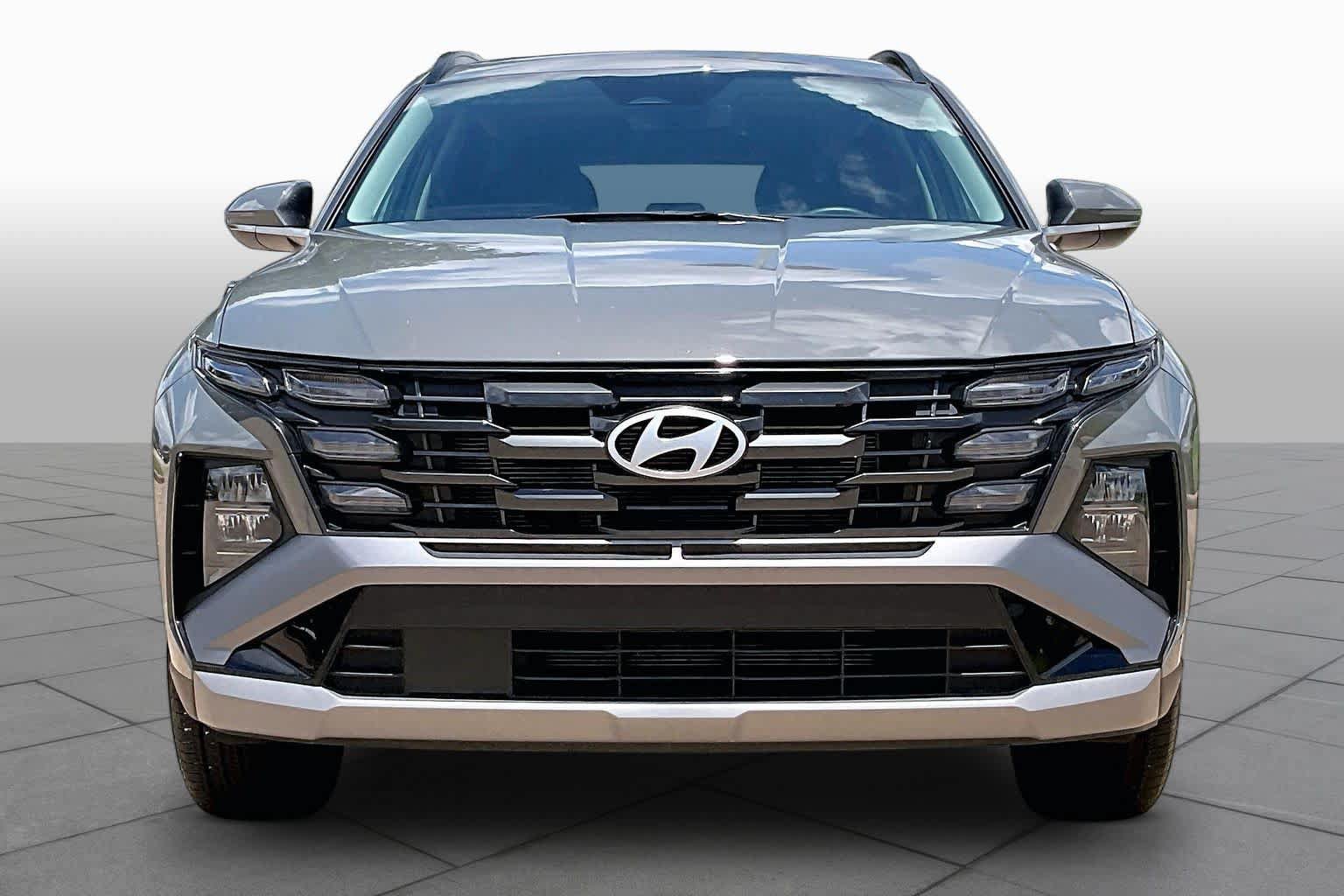 Certified 2025 Hyundai Tucson SEL AWD/4WD image 4