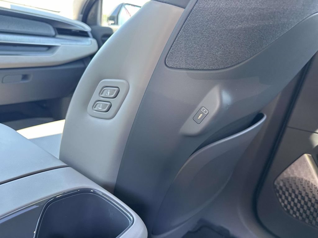 Used 2024 Kia EV9 Wind AWD/4WD image 11