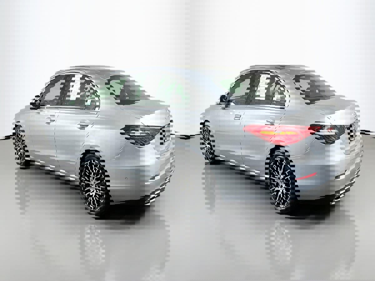 Used 2022 Mercedes-Benz C 300 4MATIC Sedan w/ Exclusive Trim Package image 8