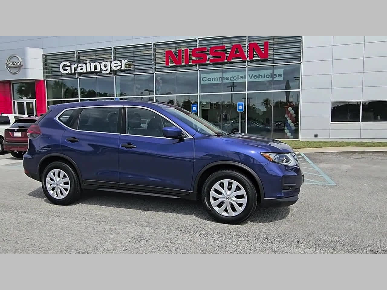 Used 2018 Nissan Rogue S FWD image 36