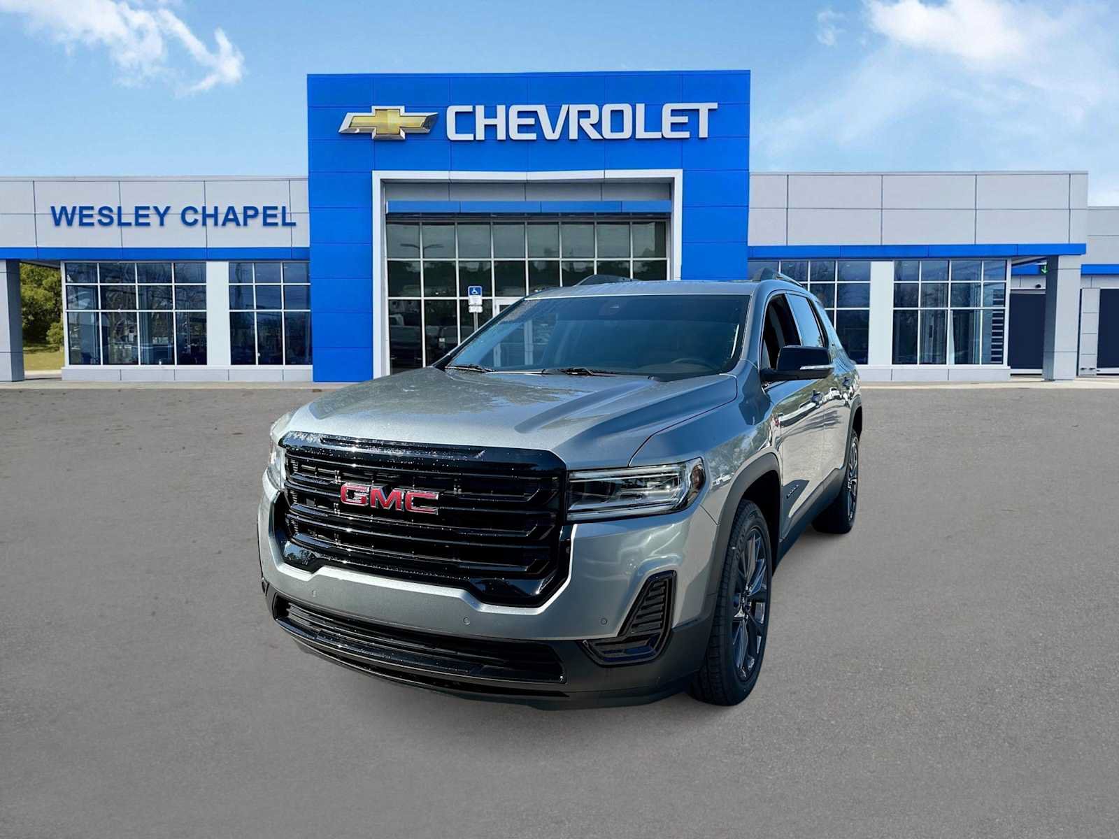 Certified 2023 GMC Acadia SLE w/ Driver Convenience Package AWD/4WD image 1