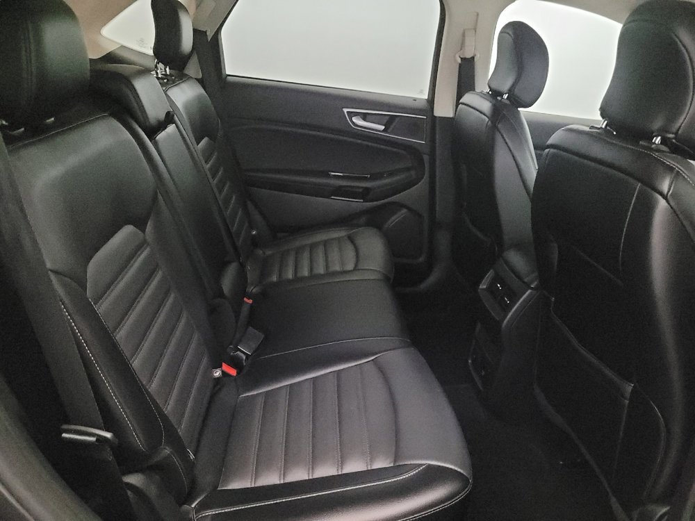 Used 2018 Ford Edge SEL w/ Equipment Group 201A AWD/4WD image 19