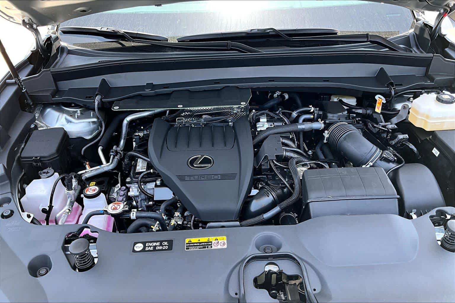 New 2026 Lexus TX 500h AWD image 18
