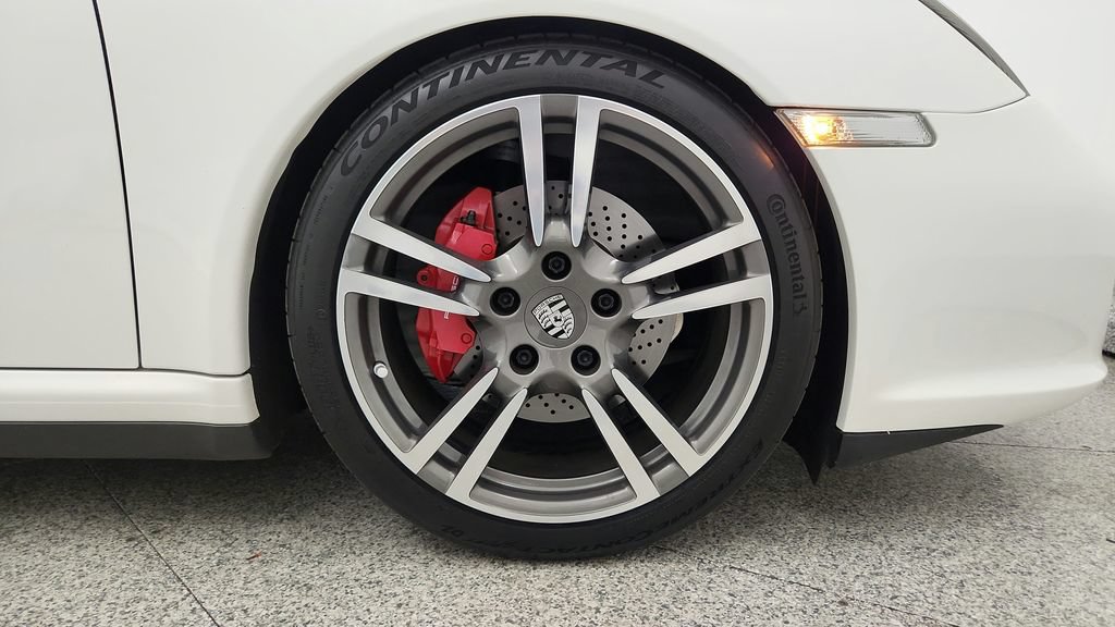 Used 2012 Porsche 911 Carrera 4S AWD/4WD image 31