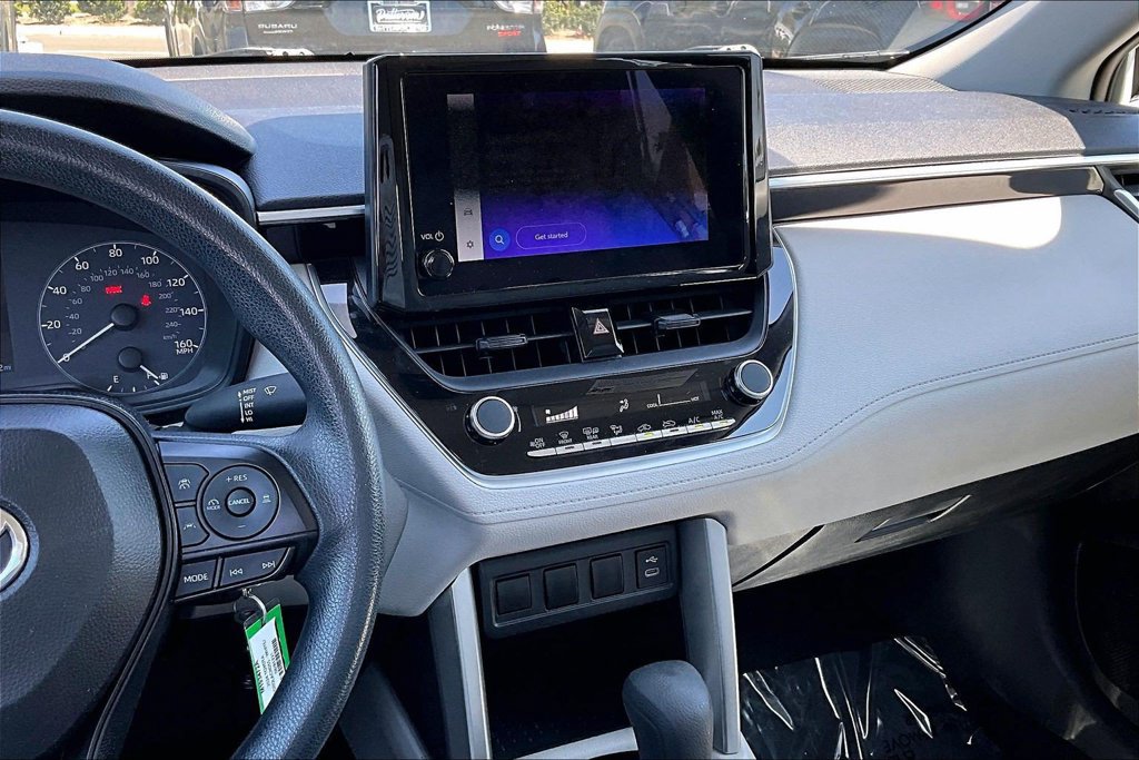 Used 2024 Toyota Corolla Cross L AWD/4WD image 8