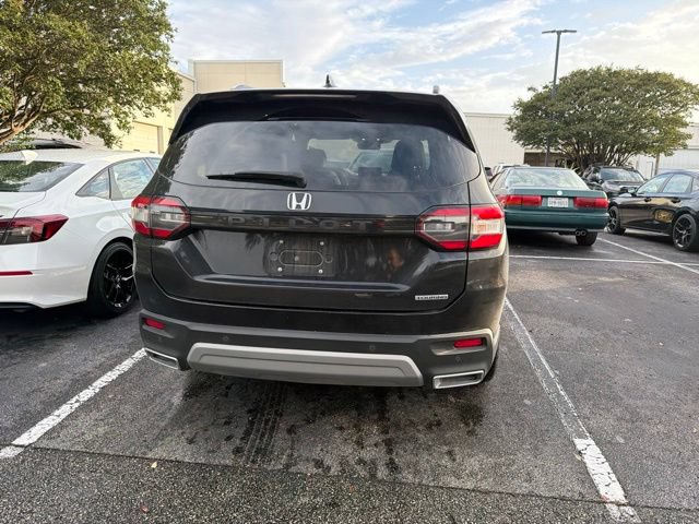 Used 2024 Honda Pilot Touring image 7