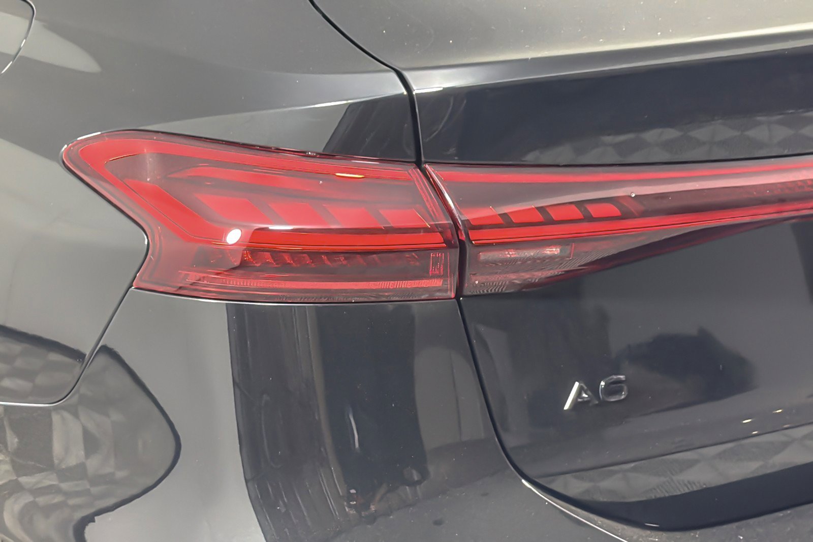 Certified 2025 Audi A6 e-tron Premium w/ Convenience Package image 26