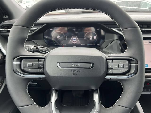 New 2026 Jeep Cherokee Overland w/ Trailer Tow Group AWD/4WD image 15