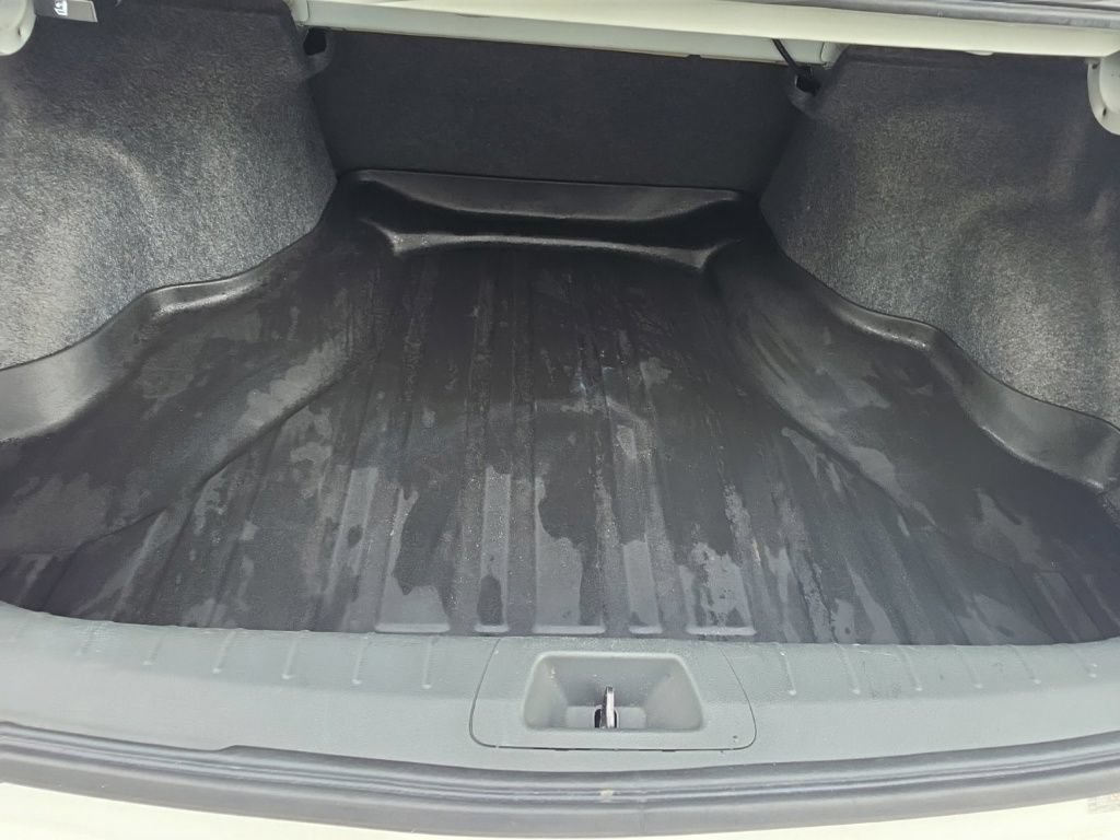 Used 2012 Honda Accord EX-L image 25