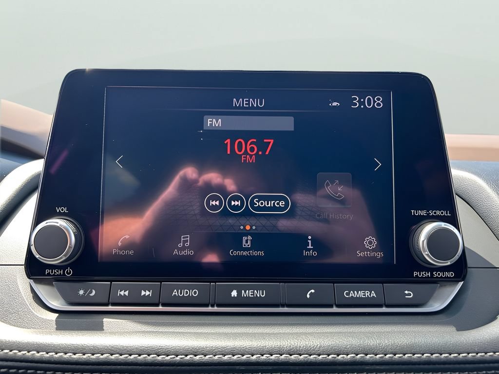 Used 2023 Nissan Rogue SV AWD/4WD image 13