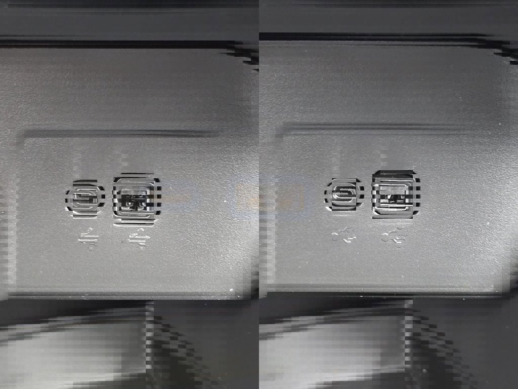 New 2026 Chevrolet Trax RS w/ Sunroof Package image 7