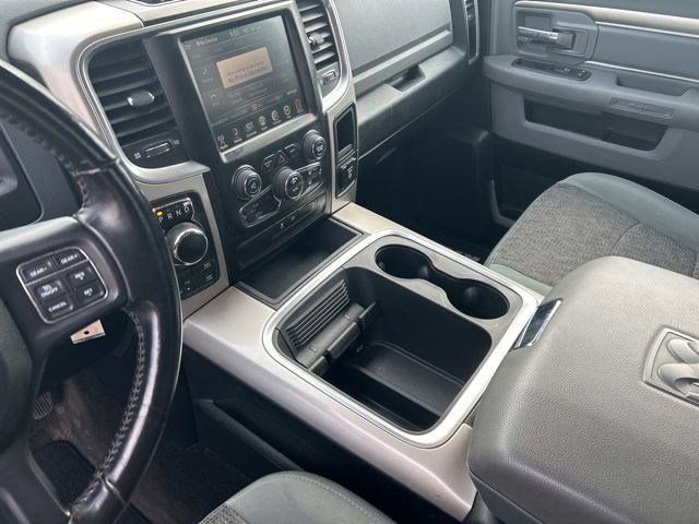 Used 2017 RAM 1500 Classic SLT w/ SLT Plus D￩cor Group image 26