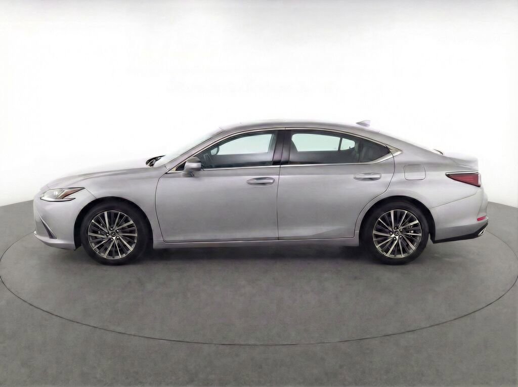 Used 2024 Lexus ES 350 w/ Premium Package image 4
