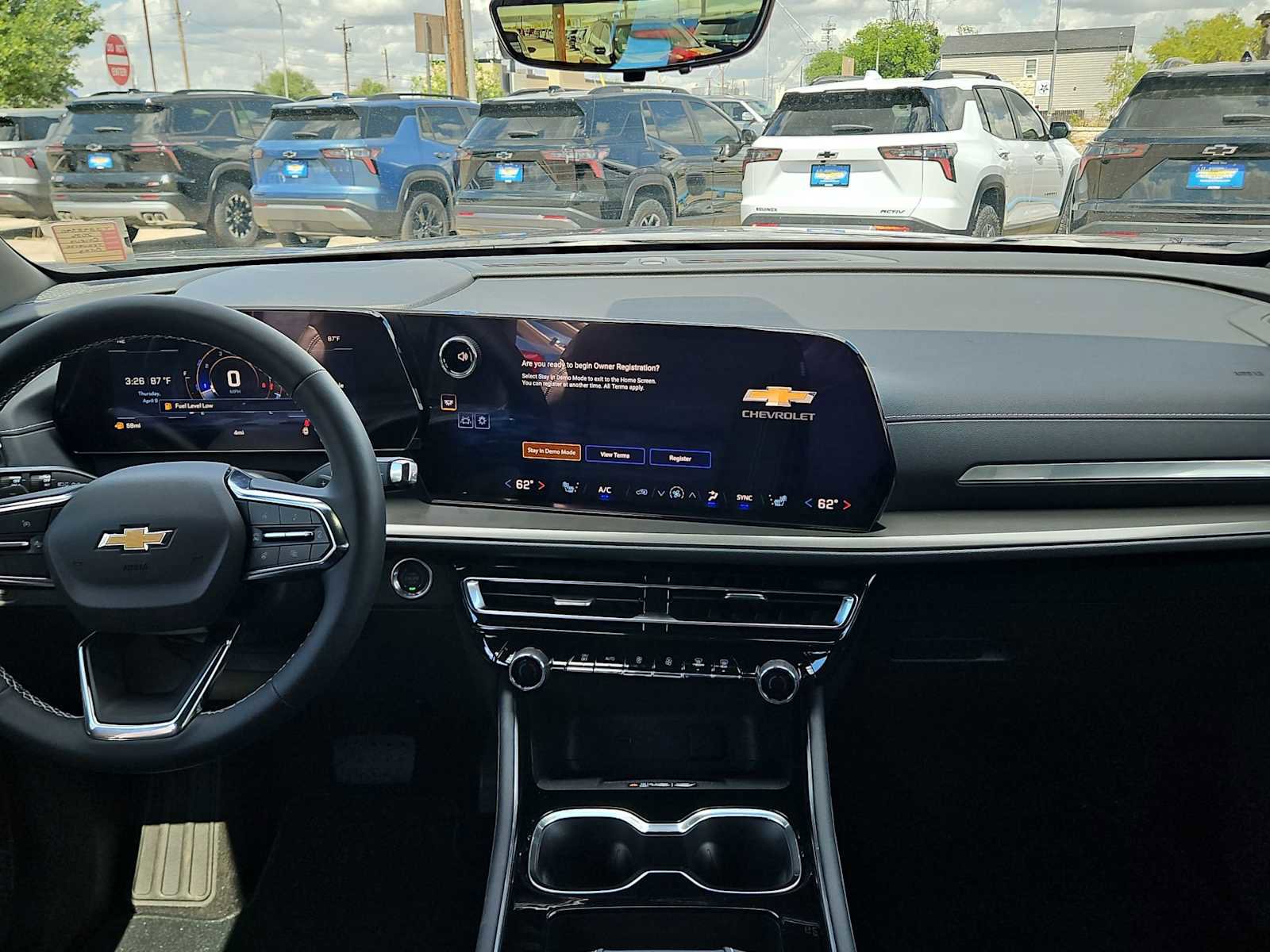 New 2026 Chevrolet Traverse LT w/ Sun and Wheel Package image 14