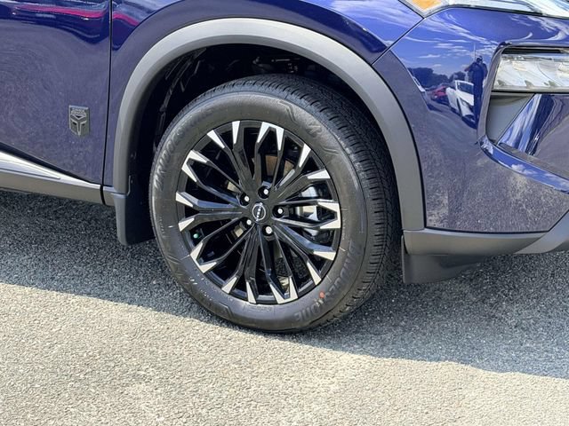 New 2026 Nissan Rogue Dark Armor FWD image 7