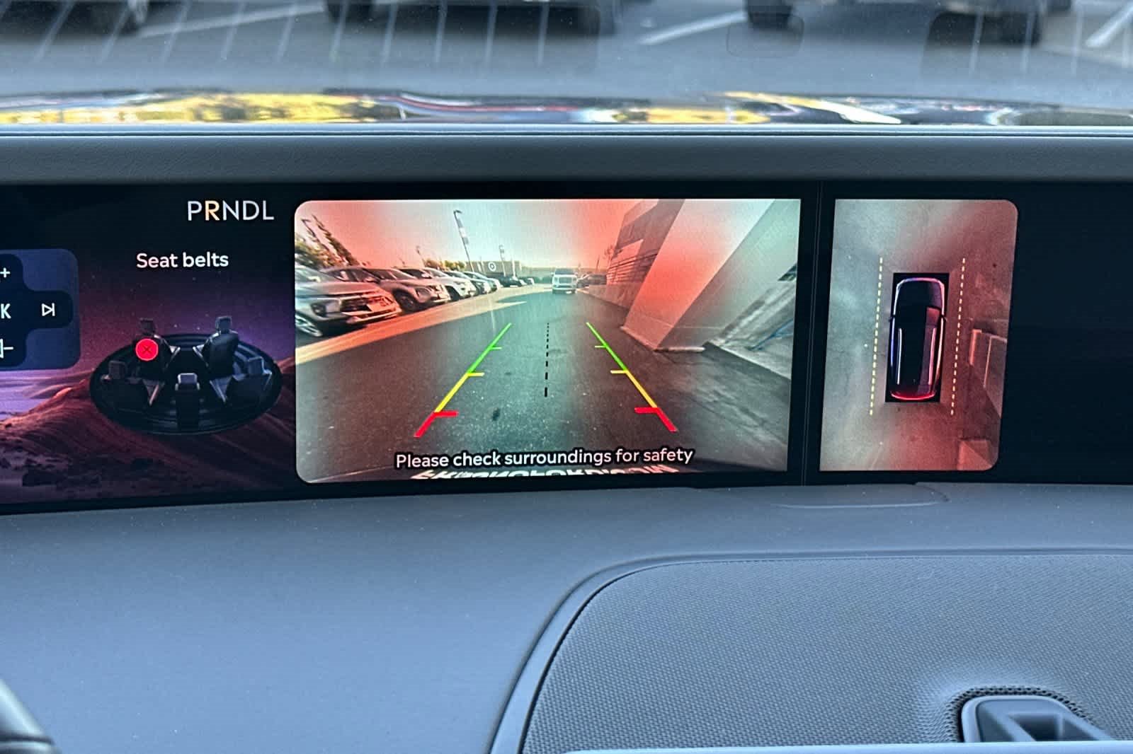 Used 2025 Lincoln Nautilus Premier image 19