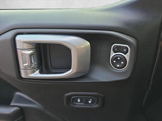 Used 2020 Jeep Wrangler Unlimited Sport image 27