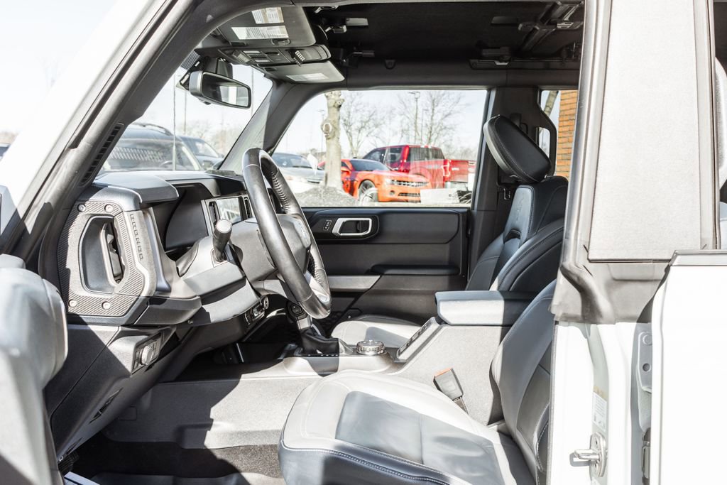 Used 2021 Ford Bronco First Edition AWD/4WD image 31
