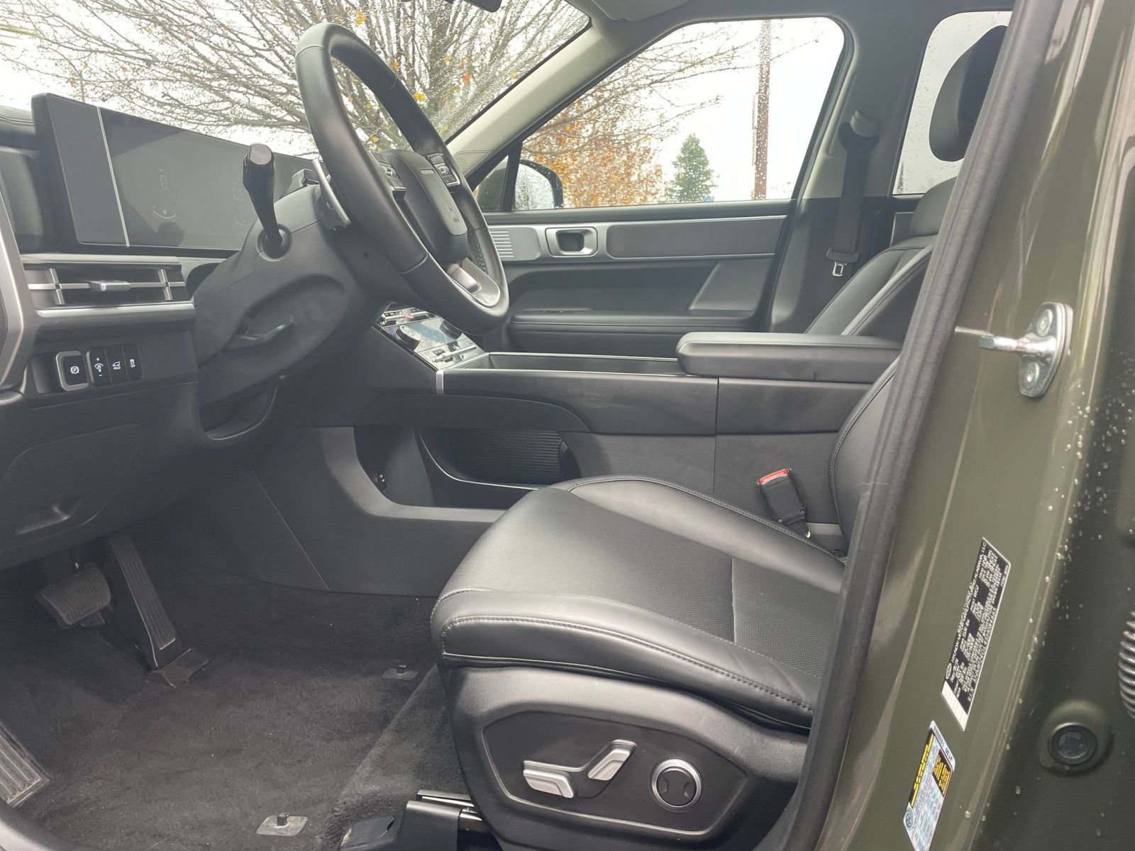 Used 2025 Hyundai Santa Fe SEL image 22