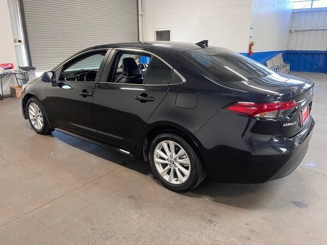Used 2024 Toyota Corolla XLE image 5