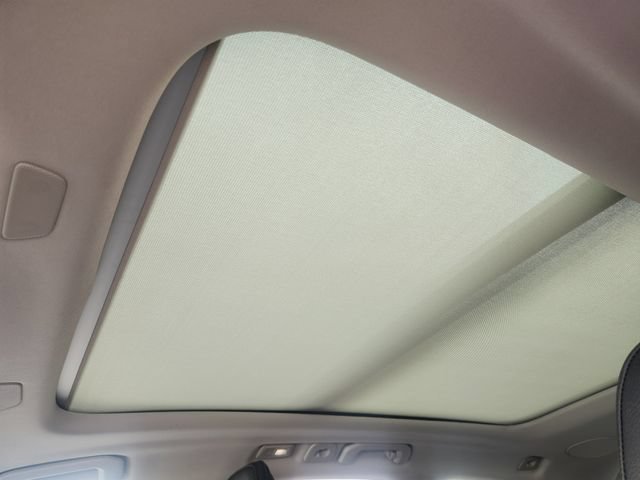 Certified 2023 Volvo XC60 B5 Plus AWD/4WD image 24